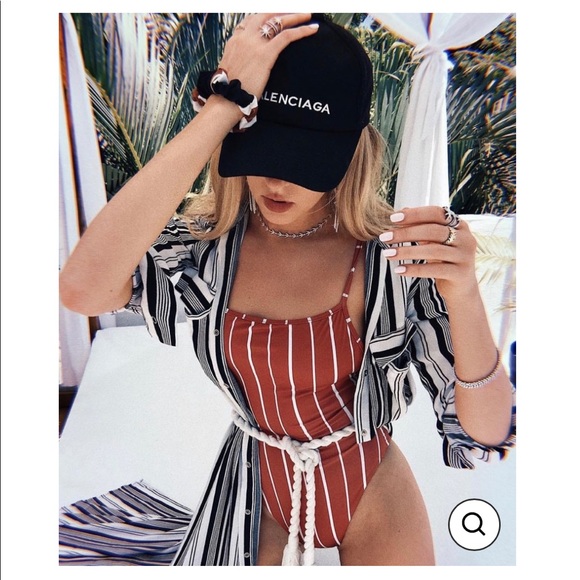 SAME Los Angeles Adobe white stripe swimsuit - Picture 3 of 4